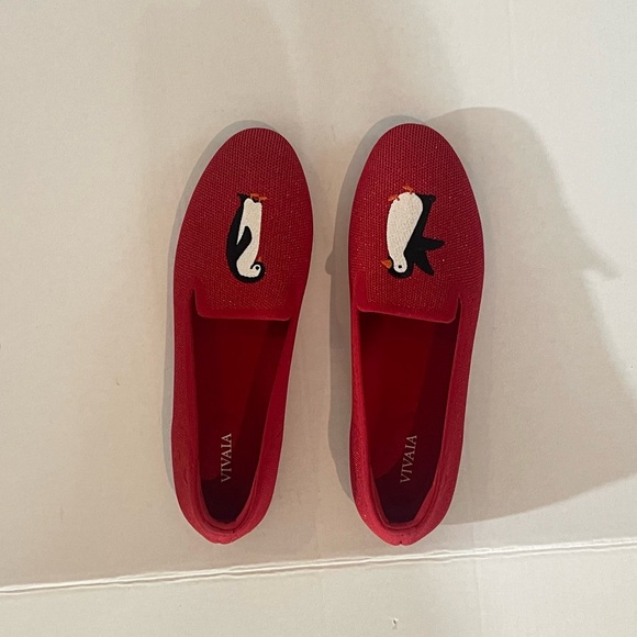 VIVAIA Audrey Penguin Embroidered Flats - Picture 7 of 11